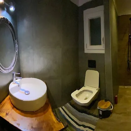 Apartment Greyloftskg Of Art Thessaloniki