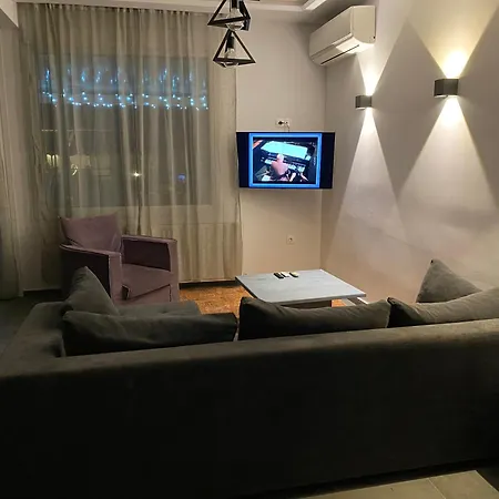 Greyloftskg Of Art * סלוניקי