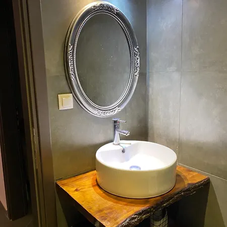 Greyloftskg Of Art דירה *