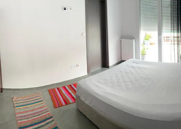 Apartment Greyloftskg Of Art Thessaloniki