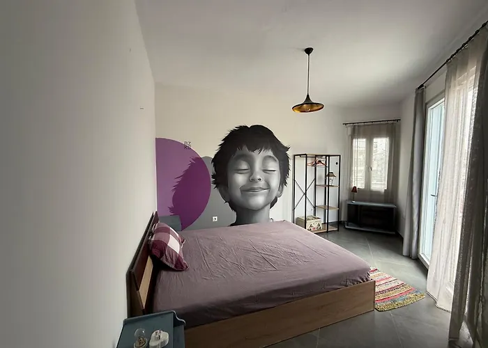 Greyloftskg Of Art Apartment *